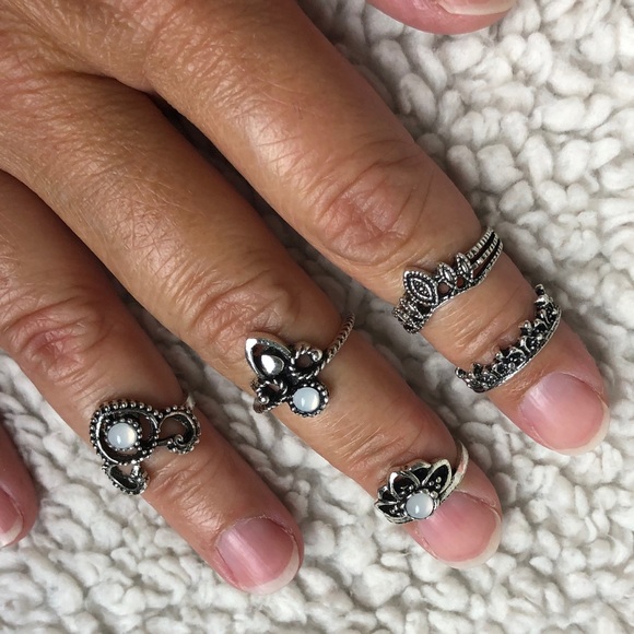 Ocean Dreams Tiara Rings - Picture 5 of 7